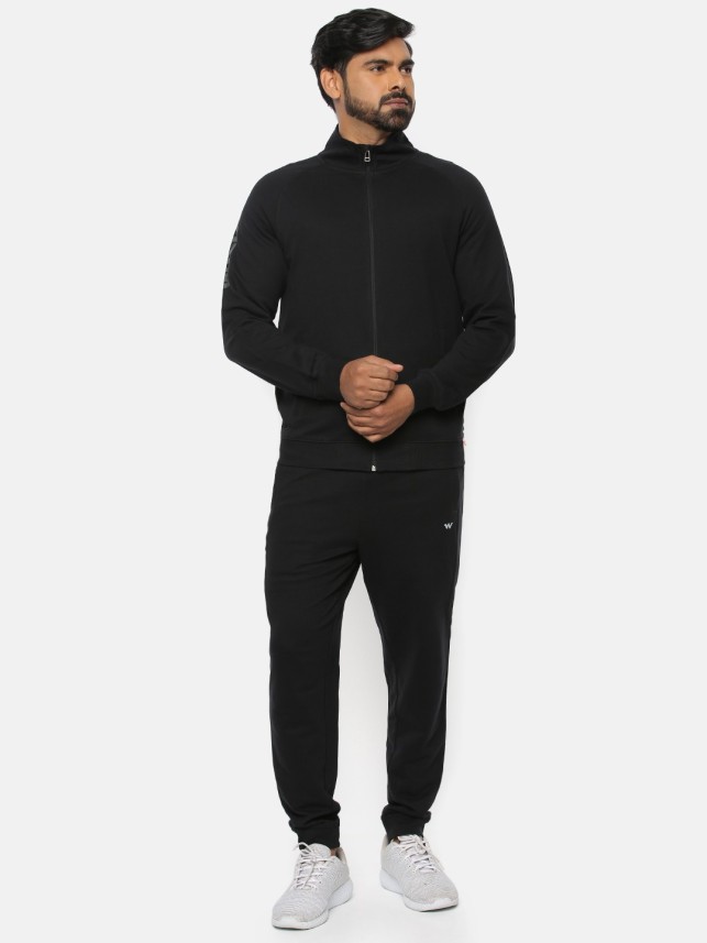 online track suit