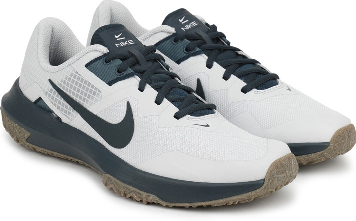 nike varsity compete tr 3 men's training shoes