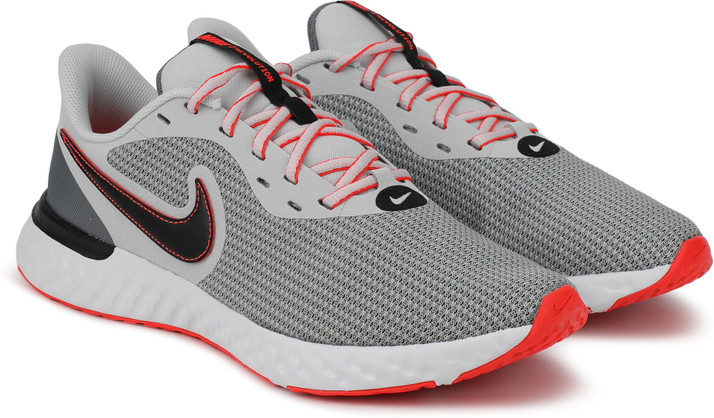 NIKE Revolution 5 EXT Running Shoes For Men - Buy NIKE Revolution 5 EXT  Running Shoes For Men Online at Best Price - Shop Online for Footwears in  India | Flipkart.com