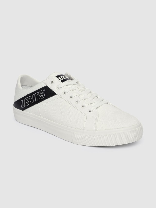 levi's sneakers flipkart