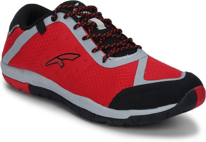 red chief sport shoes