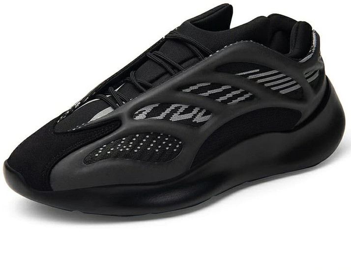 mr shoes yeezy