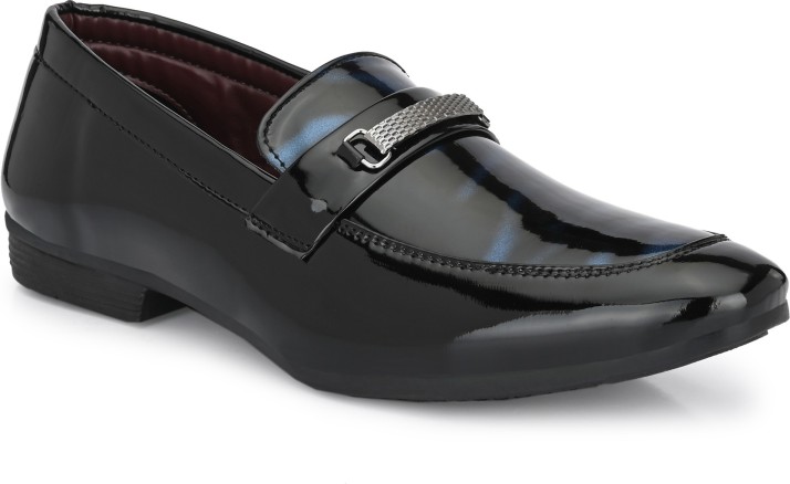 loafer shoes price flipkart