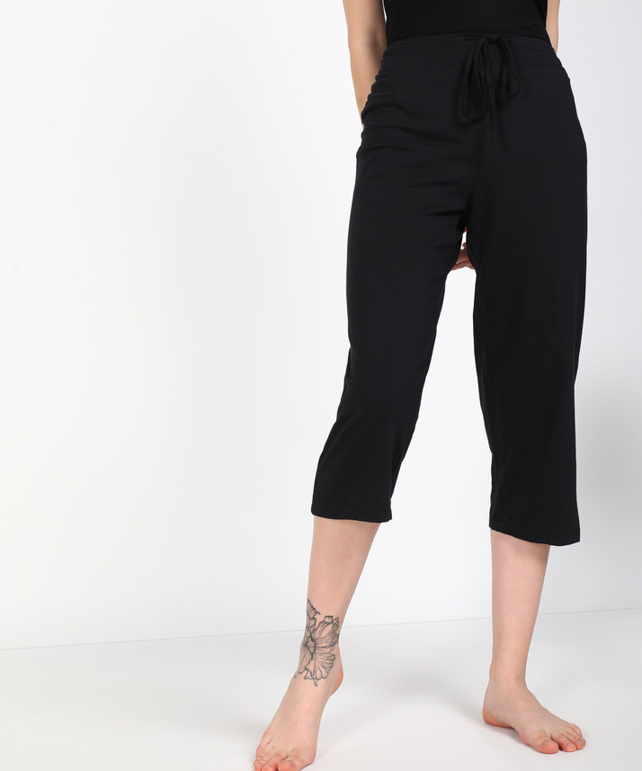 Dreamz by Pantaloons Women Black Capri 