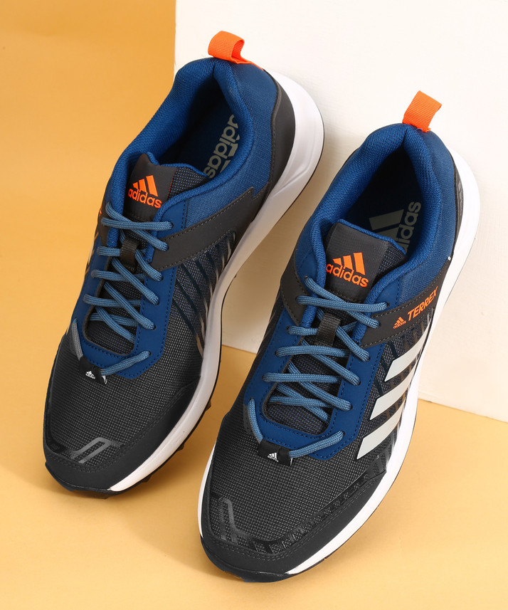 sports shoes adidas flipkart