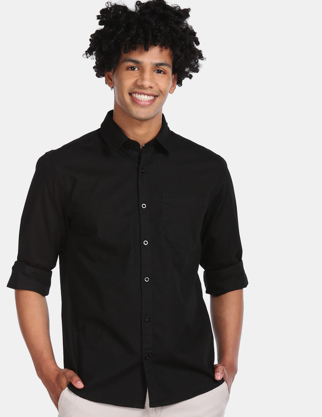 RUGGERS Men Solid Casual Black Shirt 