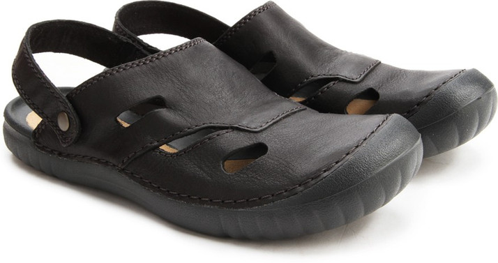 clarks clog