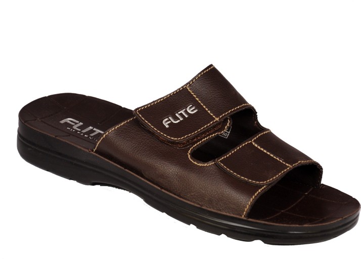 relaxo chappal gents