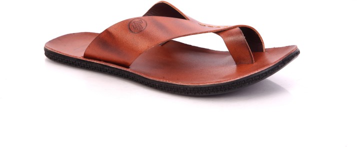 leefox chappals