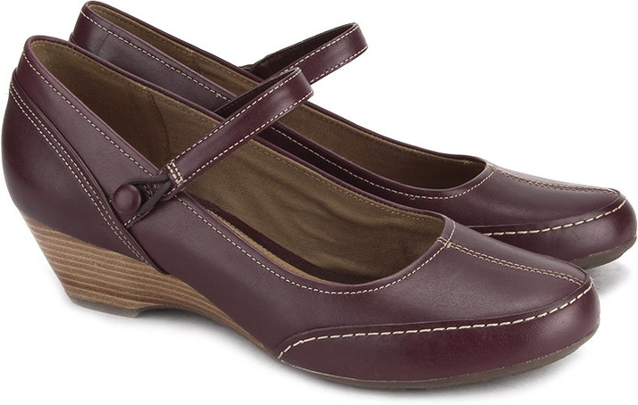 clarks mary jane shoes womens