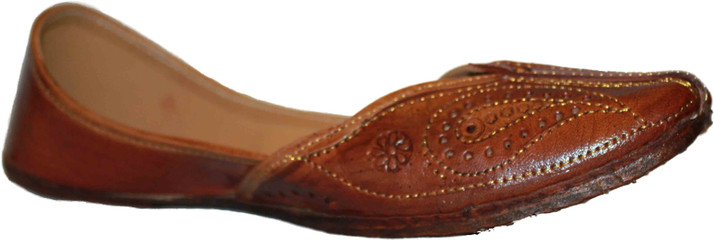 kolhapuri shoes for ladies
