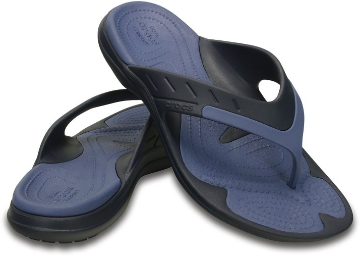 crocs flip flops flipkart