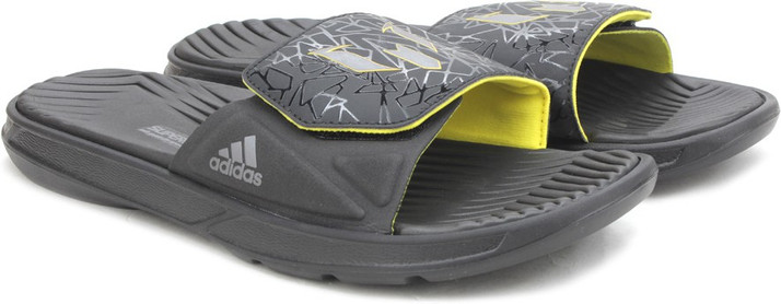 messi flip flops