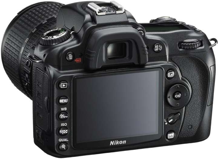 NIKON D90 DSLR Camera (Body with AF-S 18-105 mm VR Lens) Price in India -  Buy NIKON D90 DSLR Camera (Body with AF-S 18-105 mm VR Lens) online at  Flipkart.com