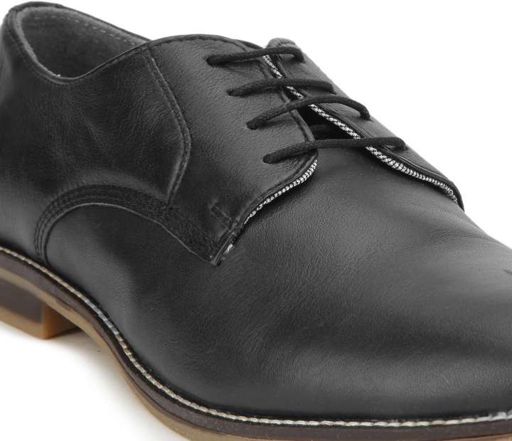 United colors of benetton leather shoes sale