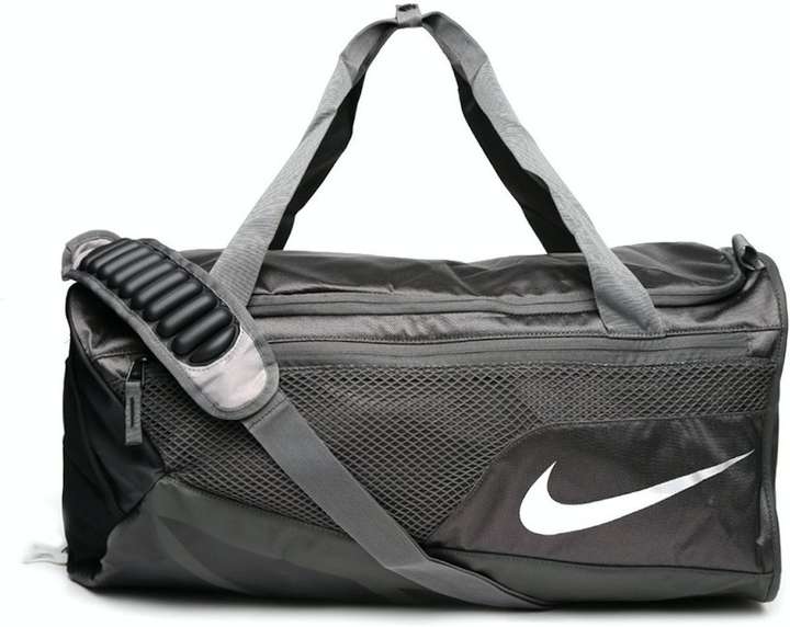 NIKE VAPOR MAX AIR DUFFEL MEDIUM MDNTFG M SILV DUFFEL BAG Duffel Without Wheels Black Price in India Flipkart