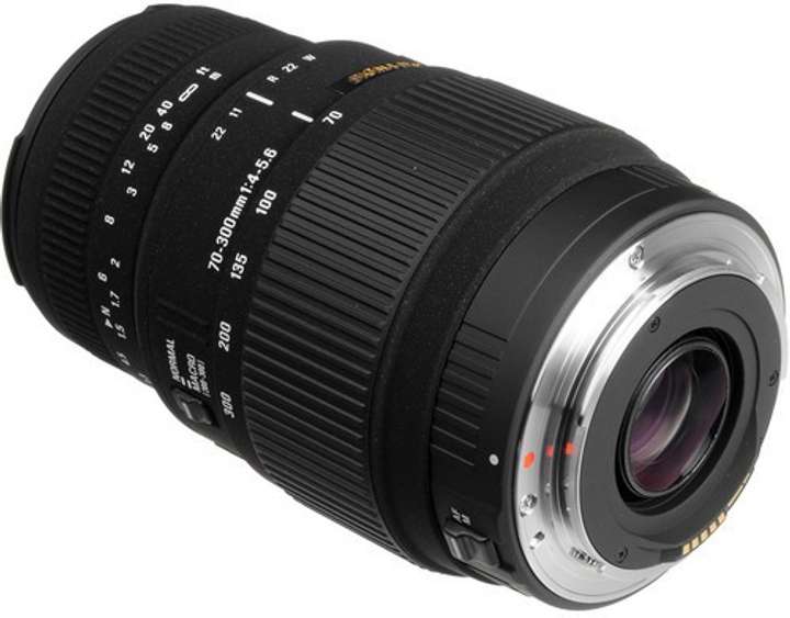 SIGMA 70 - 300 mm F4-5.6 DG Macro Telephoto Zoom Lens - SIGMA 
