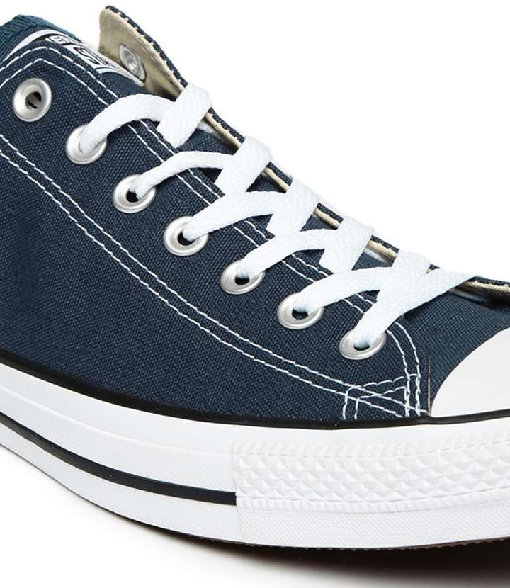 Navy blue and white converse hot sale