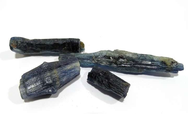 Black kunzite deals