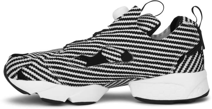 REEBOK CLASSICS INSTAPUMP FURY OG MU Training & Gym Shoes For Men - Buy  REEBOK CLASSICS INSTAPUMP FURY OG MU Training & Gym Shoes For Men Online at  Best Price - Shop