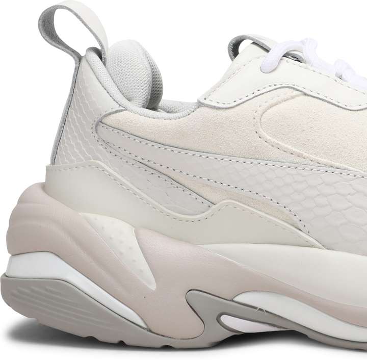 PUMA Thunder Desert Sneakers For Women Buy PUMA Thunder Desert Sneakers For Women Online at Best Price Shop Online for Footwears in India Flipkart