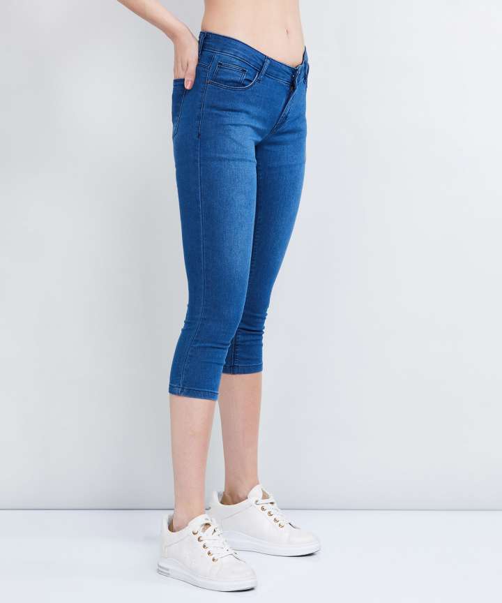 Max Studio buy Capri Jeans