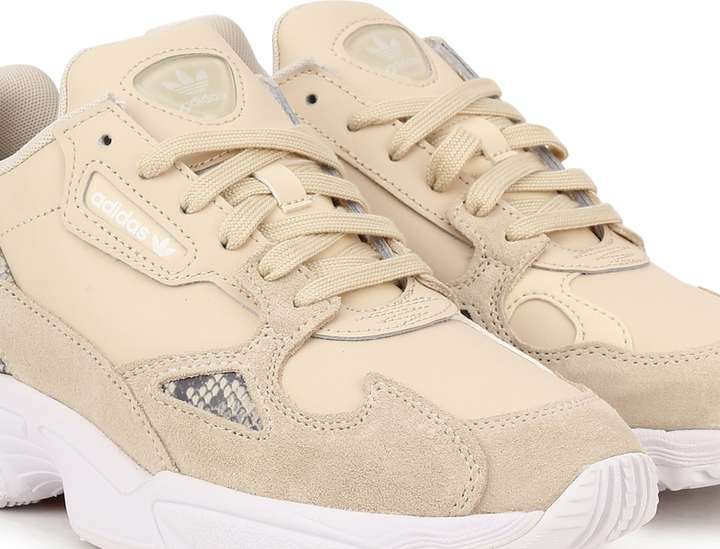 Adidas falcon beige top