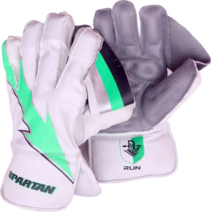 Wicket keeping gloves of dhoni 2025
