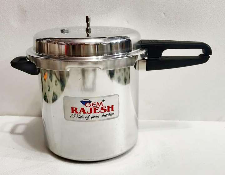 GEM RAJESH RJ 9A SL N 9 L Outer Lid Pressure Cooker Price in India Buy GEM RAJESH RJ 9A SL N 9 L Outer Lid Pressure Cooker online at Flipkart