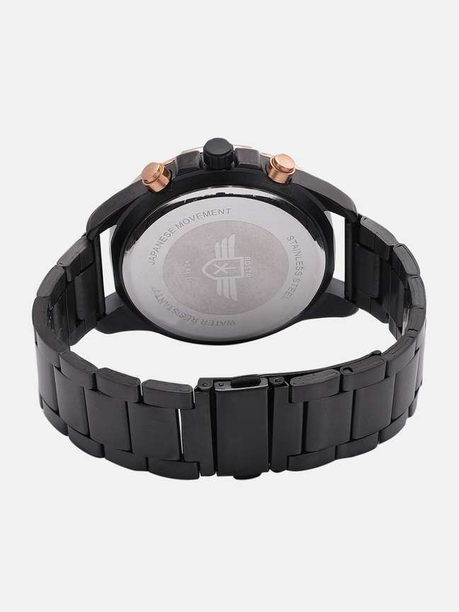 Roadster Men Black Dial & Silver Toned Analogue Chronograph Watch