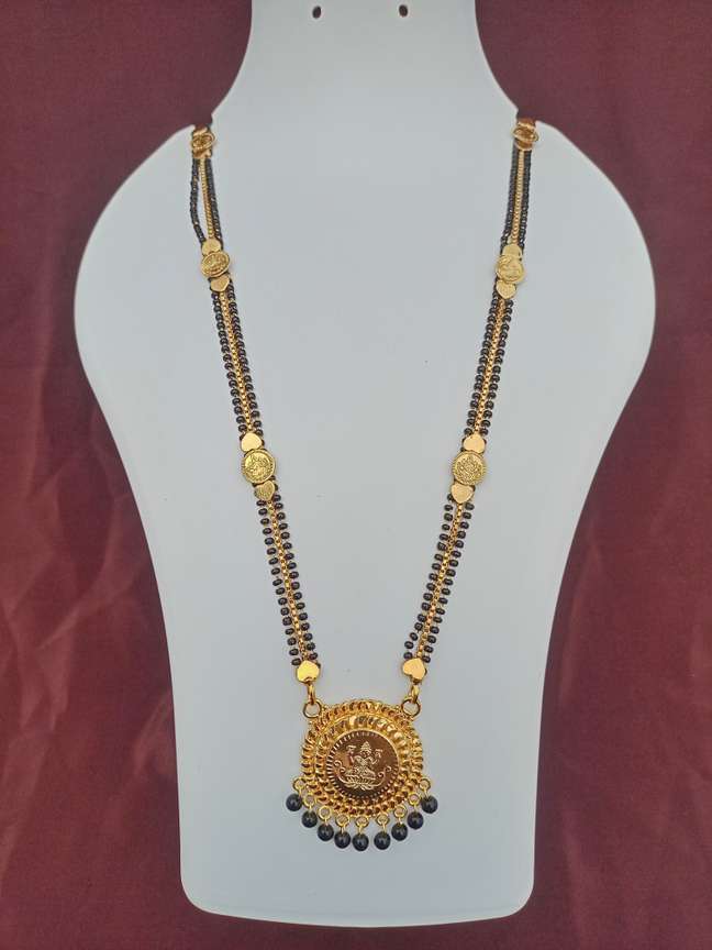 ROFARWORD Traditional Black Bead Long Chain Nallapusalu Tanmaniya Mangalsutra for Women Copper Mangalsutra Price in India Buy ROFARWORD Traditional Black Bead Long Chain Nallapusalu Tanmaniya Mangalsu...
