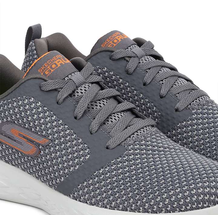 Skechers circulate on sale