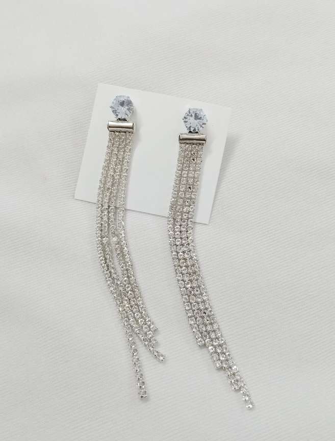 Long silver chain earrings discount