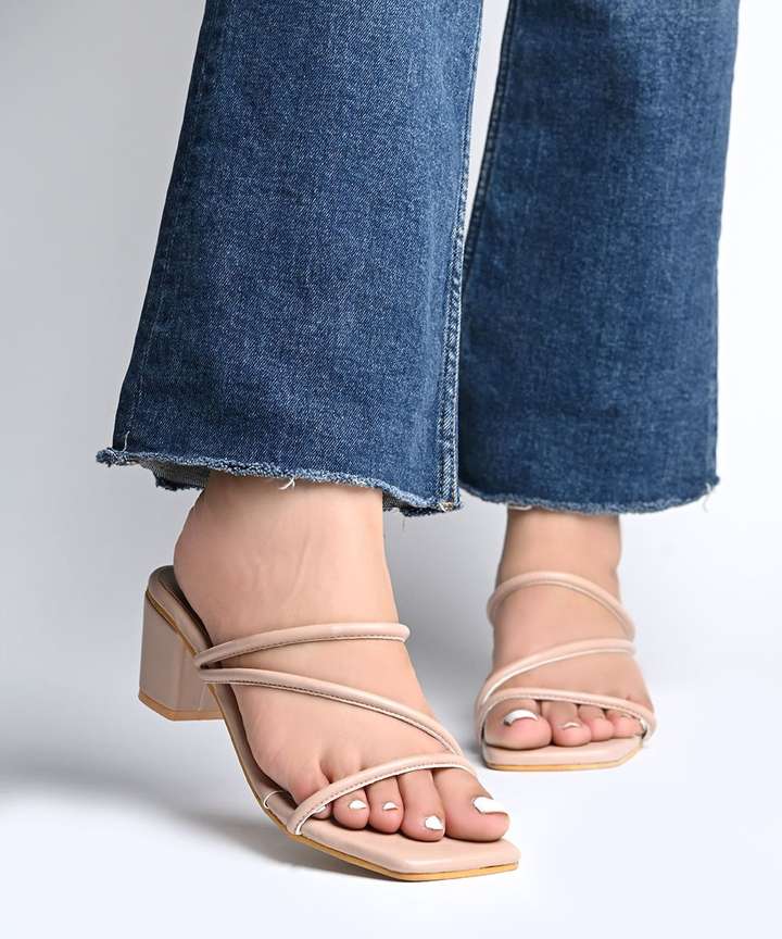 Style street store heels hotsell