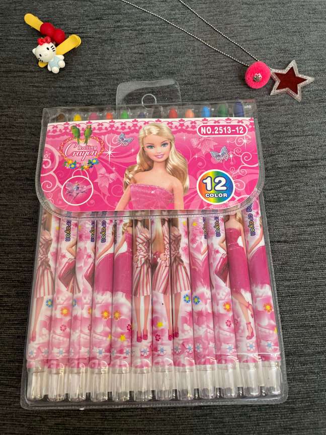 Crayon barbie 2025