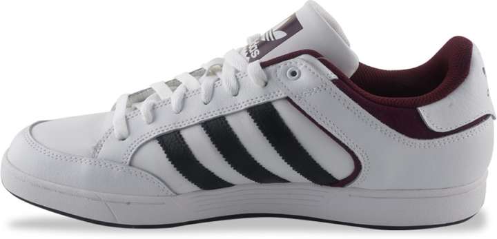 Adidas varial low homme best sale