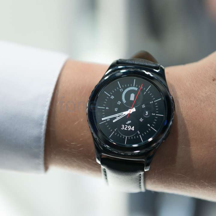 SAMSUNG Gear S2 Classic Price in India Buy SAMSUNG Gear S2 Classic online at Flipkart