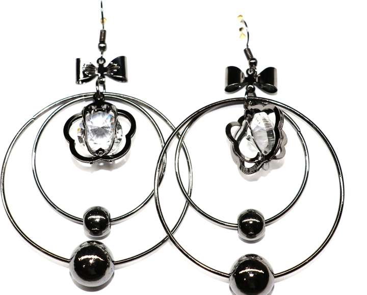Original platinum earrings discount