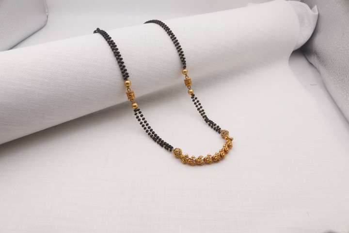 ELIVOR FASHION GOLD HAR BLACK MOTI MANGALSUTRA 34 Brass Mangalsutra Price in India Buy ELIVOR FASHION GOLD HAR BLACK MOTI MANGALSUTRA 34 Brass Mangalsutra Online at Best Prices in India Flipkart