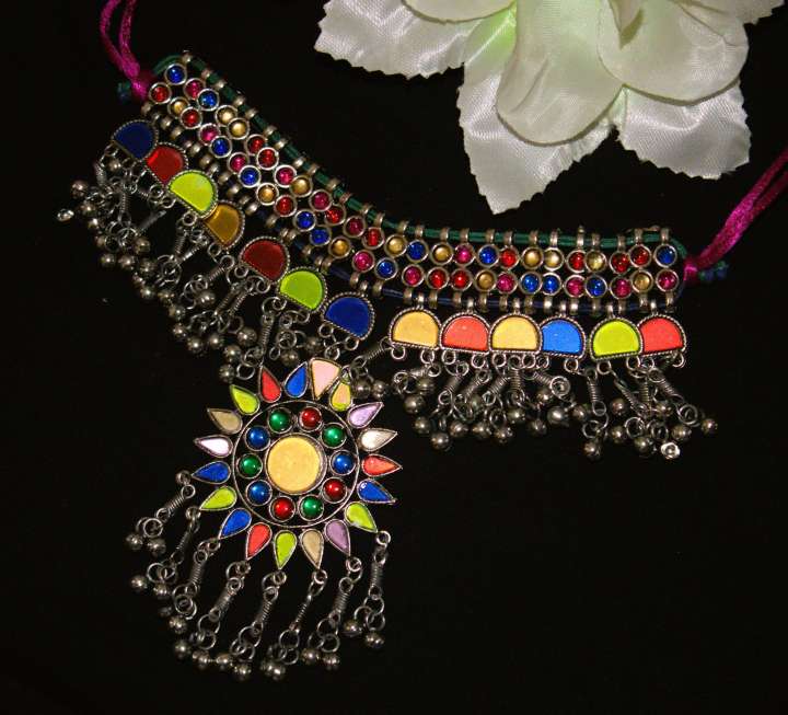 Afghani fashion choker