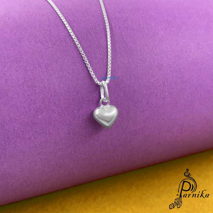 Parnika Cute Silver Heart Pendant cum Chain Necklace (16 Inches 