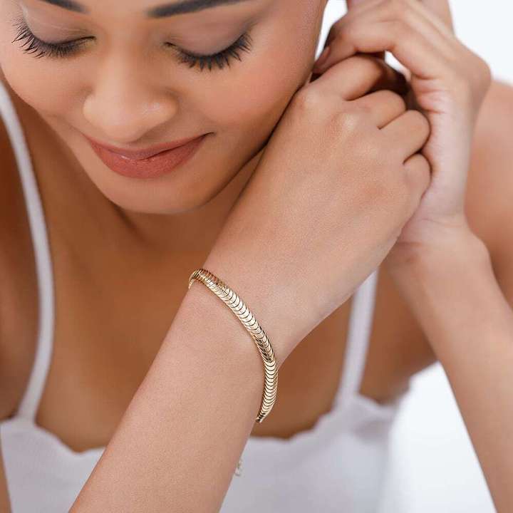 Tanishq mia bracelets with price new arrivals