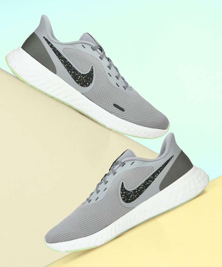 NIKE Revolution 5 Special Edition Running Shoes For Men Buy NIKE Revolution 5 Special Edition Running Shoes For Men Online at Best Price Shop Online for Footwears in India Flipkart