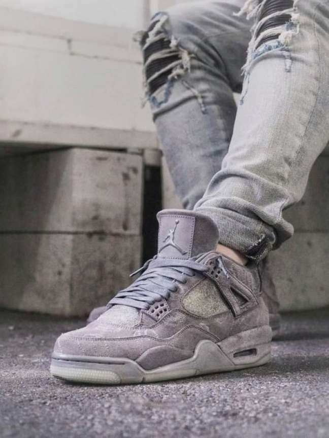 Kumar Shoes Air Jordan 4 Retro Kaws Sneakers Shoes For Men Sneakers For Men Buy Kumar Shoes Air Jordan 4 Retro Kaws Sneakers Shoes For Men Sneakers For Men Online at