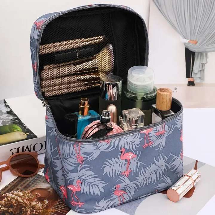 Makeup organizer pouch outlet