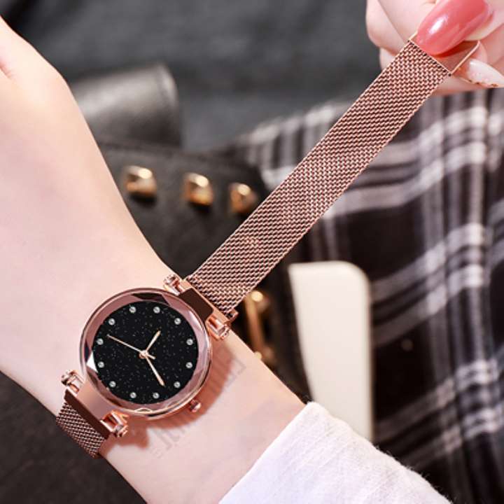 Ladies watch with magnetic band outlet