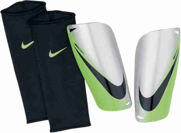 Nike shin guards store flipkart