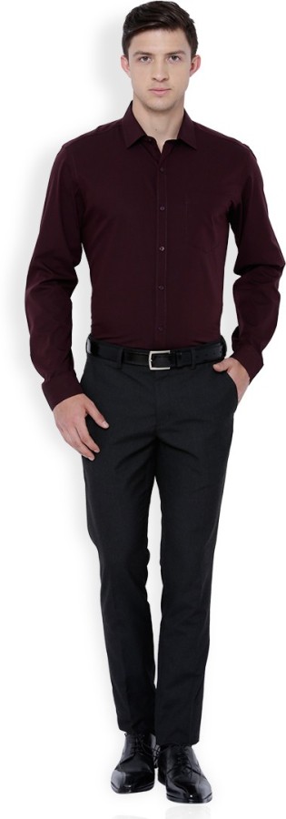 Aggregate more than 76 maroon trouser with black shirt  incdgdbentre