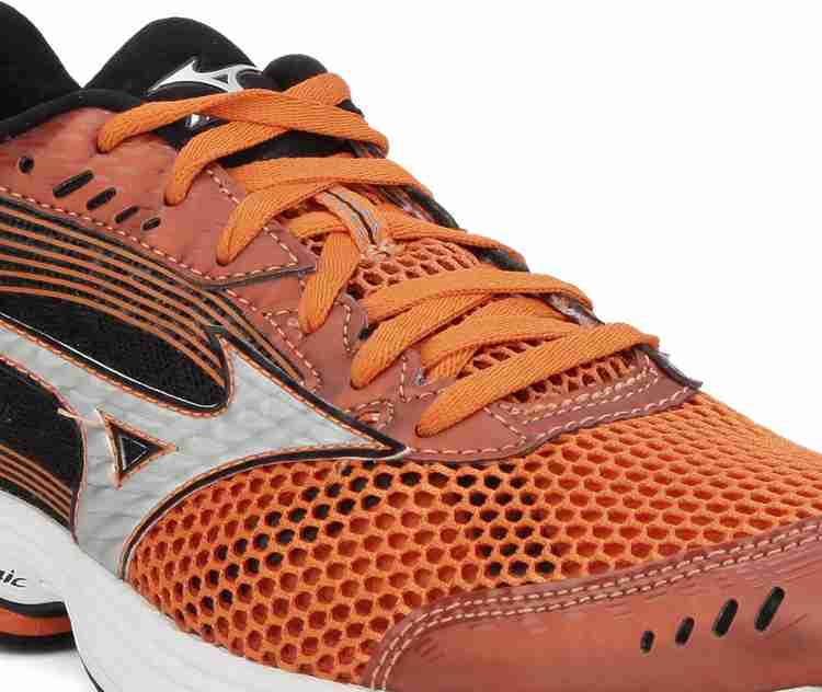 Mizuno wave sayonara on sale 3 orange