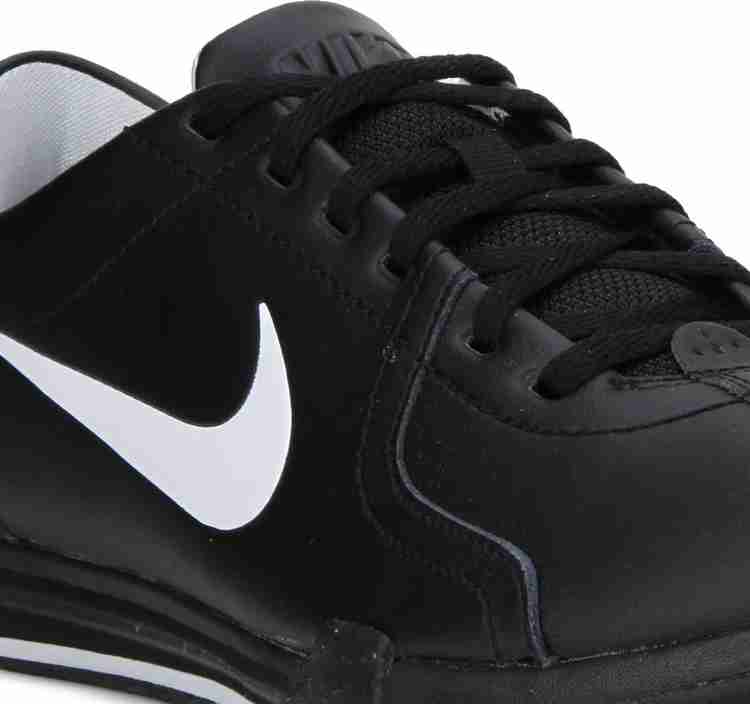 Nike circuit trainer ii store